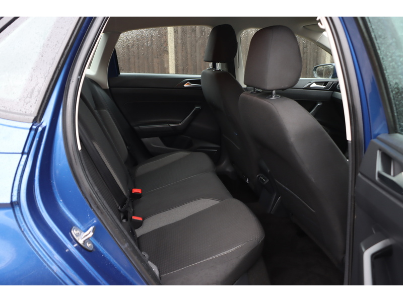 Volkswagen 1.0 TSI LIFE HATCHBACK 5DR PETROL DSG AUTO SATNAV BLUETOOTH DAB STEREO APPLE CARPLAY PARKING AIDS 1 OWNER FROM NEW ONLY 37000 MILES FSH NO ULEZ CHARGE 72-74 Mitcham Road