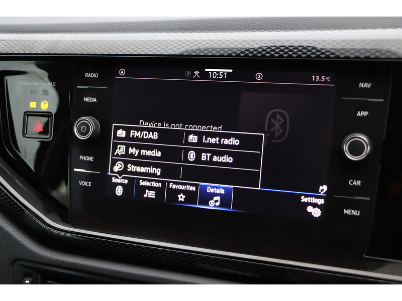 Volkswagen 1.0 TSI LIFE HATCHBACK 5DR PETROL DSG AUTO SATNAV BLUETOOTH DAB STEREO APPLE CARPLAY PARKING AIDS 1 OWNER FROM NEW ONLY 37000 MILES FSH NO ULEZ CHARGE 72-74 Mitcham Road