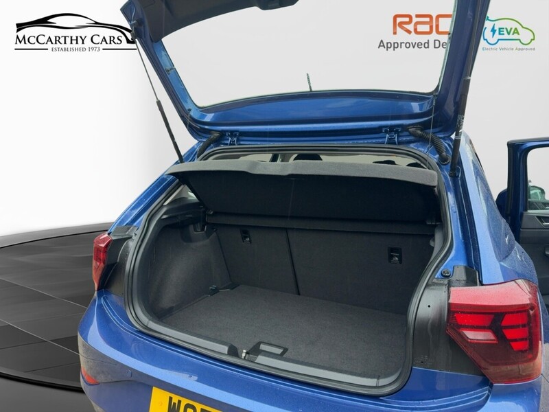 Volkswagen 1.0 TSI LIFE HATCHBACK 5DR PETROL DSG AUTO SATNAV BLUETOOTH DAB STEREO APPLE CARPLAY PARKING AIDS 1 OWNER FROM NEW ONLY 37000 MILES FSH NO ULEZ CHARGE 72-74 Mitcham Road