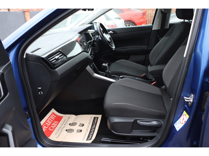 Volkswagen 1.0 TSI LIFE HATCHBACK 5DR PETROL DSG AUTO SATNAV BLUETOOTH DAB STEREO APPLE CARPLAY PARKING AIDS 1 OWNER FROM NEW ONLY 37000 MILES FSH NO ULEZ CHARGE 72-74 Mitcham Road