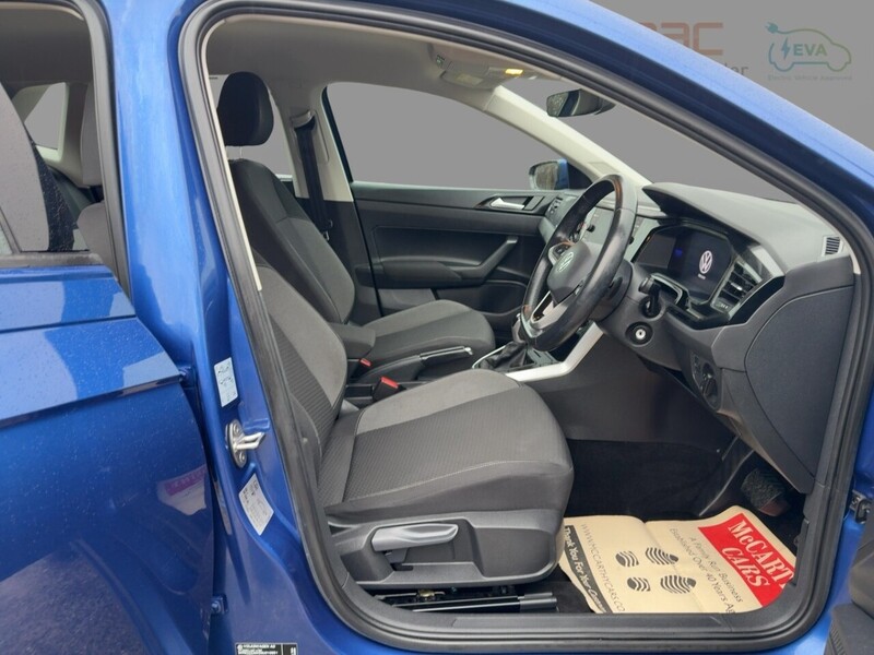 Volkswagen 1.0 TSI LIFE HATCHBACK 5DR PETROL DSG AUTO SATNAV BLUETOOTH DAB STEREO APPLE CARPLAY PARKING AIDS 1 OWNER FROM NEW ONLY 37000 MILES FSH NO ULEZ CHARGE 72-74 Mitcham Road