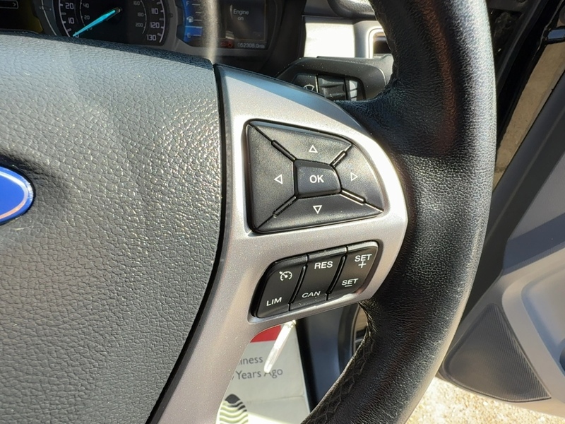 Ford 2.2 TDCI LIMITED 1 PICKUP DOUBLE CAB 4DR DIESEL 4WD AUTO HEATED SEATS SAT NAV BLUETOOTH DAB STEREO APPLE CARPLAY PARKING AIDS 2 OWNERS 59000 MILES FSH 72-74 Mitcham Road