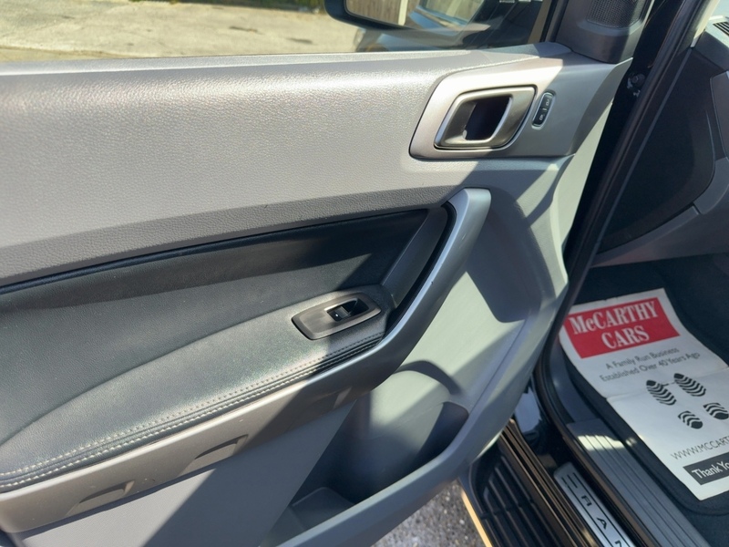 Ford 2.2 TDCI LIMITED 1 PICKUP DOUBLE CAB 4DR DIESEL 4WD AUTO HEATED SEATS SAT NAV BLUETOOTH DAB STEREO APPLE CARPLAY PARKING AIDS 2 OWNERS 59000 MILES FSH 72-74 Mitcham Road