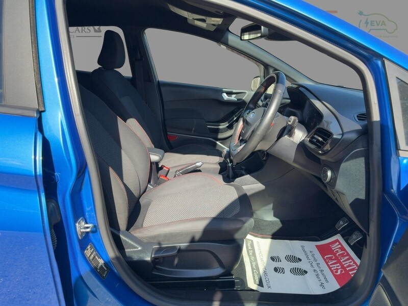 Ford 1.0T ECOBOOST ST-LINE EDITION HATCHBACK 5DR PETROL MANUAL SAT NAV BLUETOOTH DAB STEREO APPLE CARPLAY PARKING AIDS JUST 2 OWNERS ONLY 51000 MILES SH 72-74 Mitcham Road