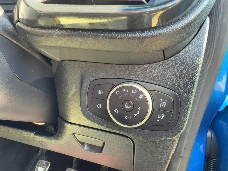 Ford 1.0T ECOBOOST ST-LINE EDITION HATCHBACK 5DR PETROL MANUAL SAT NAV BLUETOOTH DAB STEREO APPLE CARPLAY PARKING AIDS JUST 2 OWNERS ONLY 51000 MILES SH 72-74 Mitcham Road