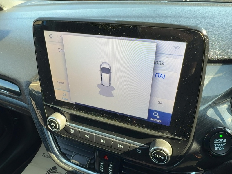 Ford 1.0T ECOBOOST ST-LINE EDITION HATCHBACK 5DR PETROL MANUAL SAT NAV BLUETOOTH DAB STEREO APPLE CARPLAY PARKING AIDS JUST 2 OWNERS ONLY 51000 MILES SH 72-74 Mitcham Road