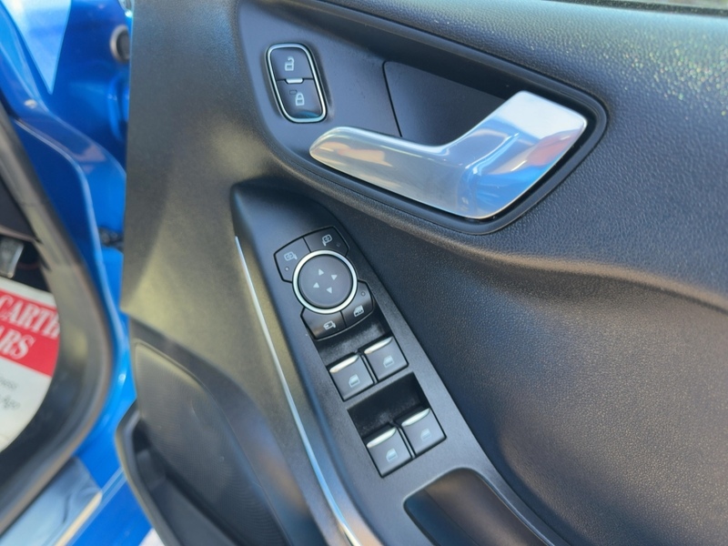 Ford 1.0T ECOBOOST ST-LINE EDITION HATCHBACK 5DR PETROL MANUAL SAT NAV BLUETOOTH DAB STEREO APPLE CARPLAY PARKING AIDS JUST 2 OWNERS ONLY 51000 MILES SH 72-74 Mitcham Road