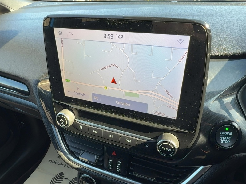 Ford 1.0T ECOBOOST ST-LINE EDITION HATCHBACK 5DR PETROL MANUAL SAT NAV BLUETOOTH DAB STEREO APPLE CARPLAY PARKING AIDS JUST 2 OWNERS ONLY 51000 MILES SH 72-74 Mitcham Road