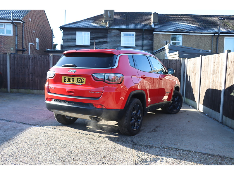 Jeep 1.4T MULTIAIRII LIMITED SUV 5DR PETROL 4WD AUTO HEATED SEATS SAT NAV BLUETOOTH APPLE CARPLAY REAR CAMERA PARKING AIDS 2 OWNERS ONLY 25000 MILES FSH 72-74 Mitcham Road