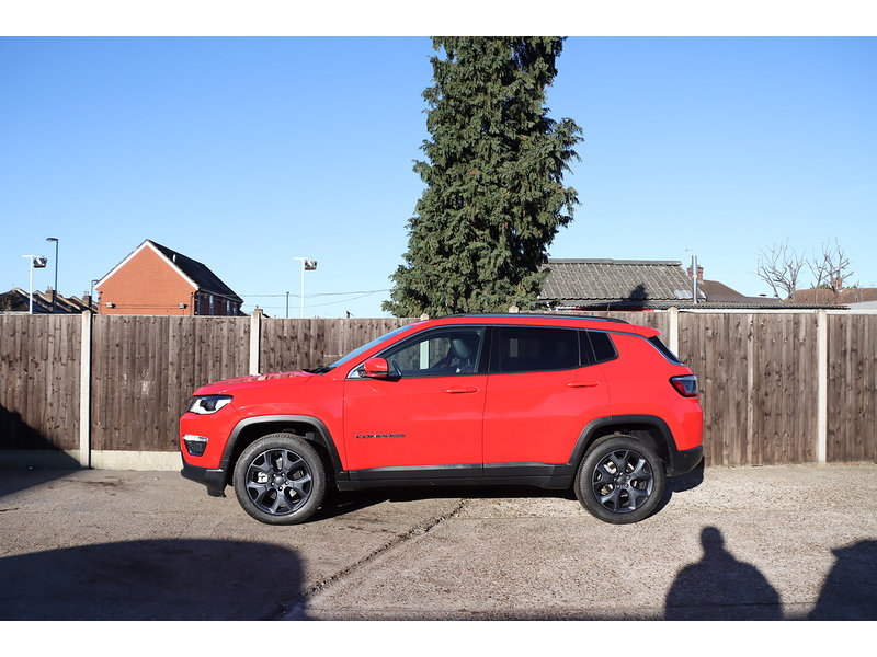 Jeep 1.4T MULTIAIRII LIMITED SUV 5DR PETROL 4WD AUTO HEATED SEATS SAT NAV BLUETOOTH APPLE CARPLAY REAR CAMERA PARKING AIDS 2 OWNERS ONLY 25000 MILES FSH 72-74 Mitcham Road