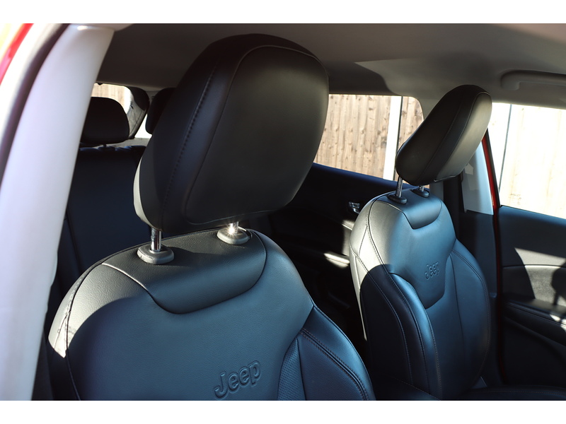 Jeep 1.4T MULTIAIRII LIMITED SUV 5DR PETROL 4WD AUTO HEATED SEATS SAT NAV BLUETOOTH APPLE CARPLAY REAR CAMERA PARKING AIDS 2 OWNERS ONLY 25000 MILES FSH 72-74 Mitcham Road