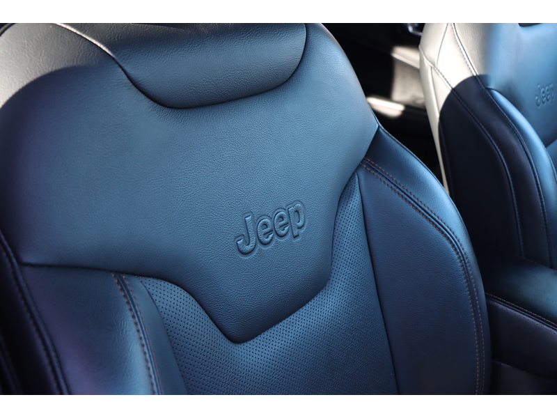 Jeep 1.4T MULTIAIRII LIMITED SUV 5DR PETROL 4WD AUTO HEATED SEATS SAT NAV BLUETOOTH APPLE CARPLAY REAR CAMERA PARKING AIDS 2 OWNERS ONLY 25000 MILES FSH 72-74 Mitcham Road