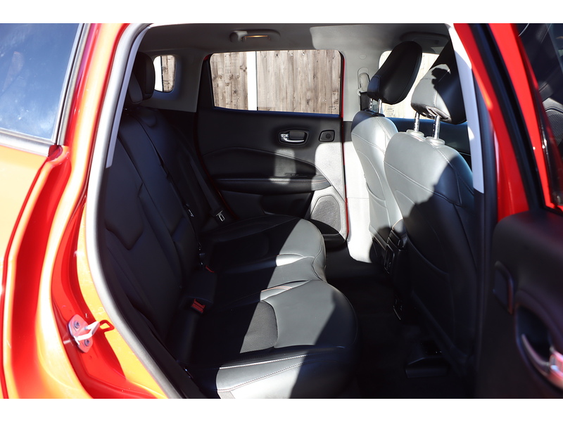 Jeep 1.4T MULTIAIRII LIMITED SUV 5DR PETROL 4WD AUTO HEATED SEATS SAT NAV BLUETOOTH APPLE CARPLAY REAR CAMERA PARKING AIDS 2 OWNERS ONLY 25000 MILES FSH 72-74 Mitcham Road