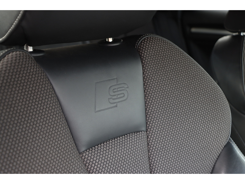 Audi 1.5 TFSI COD BLACK EDITION SPORTBACK 5DR PETROL S TRONIC AUTO SAT NAV BLUETOOTH CD PLAYER PARKING AIDS ONLY 67000 MILES FSH 6 SERVICES NO ULEZ CHARGE 72-74 Mitcham Road