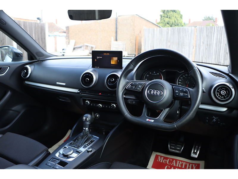 Audi 1.5 TFSI COD BLACK EDITION SPORTBACK 5DR PETROL S TRONIC AUTO SAT NAV BLUETOOTH CD PLAYER PARKING AIDS ONLY 67000 MILES FSH 6 SERVICES NO ULEZ CHARGE 72-74 Mitcham Road