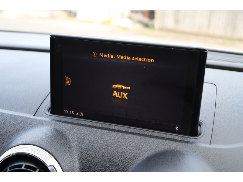 Audi 1.5 TFSI COD BLACK EDITION SPORTBACK 5DR PETROL S TRONIC AUTO SAT NAV BLUETOOTH CD PLAYER PARKING AIDS ONLY 67000 MILES FSH 6 SERVICES NO ULEZ CHARGE 72-74 Mitcham Road