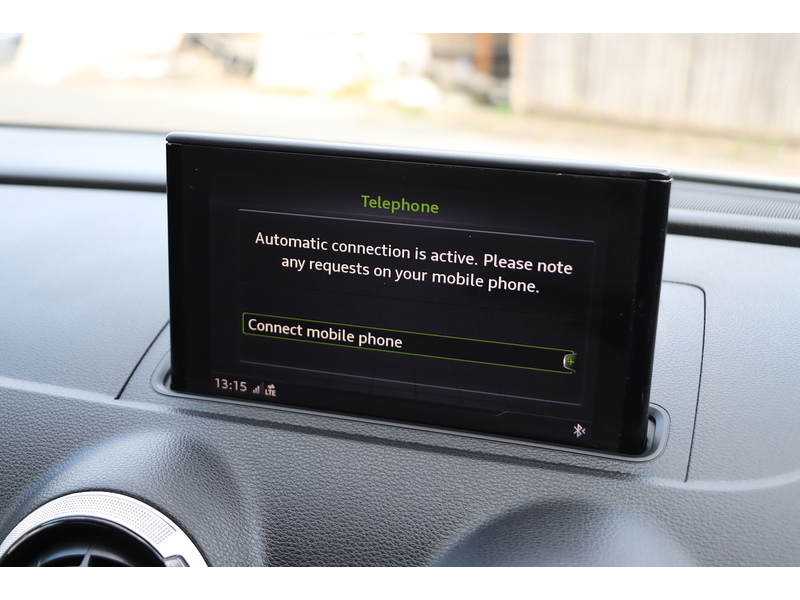 Audi 1.5 TFSI COD BLACK EDITION SPORTBACK 5DR PETROL S TRONIC AUTO SAT NAV BLUETOOTH CD PLAYER PARKING AIDS ONLY 67000 MILES FSH 6 SERVICES NO ULEZ CHARGE 72-74 Mitcham Road