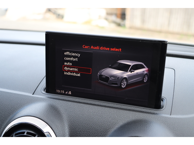 Audi 1.5 TFSI COD BLACK EDITION SPORTBACK 5DR PETROL S TRONIC AUTO SAT NAV BLUETOOTH CD PLAYER PARKING AIDS ONLY 67000 MILES FSH 6 SERVICES NO ULEZ CHARGE 72-74 Mitcham Road