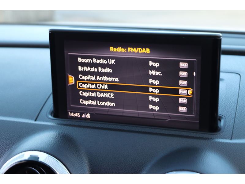 Audi 1.5 TFSI COD BLACK EDITION SPORTBACK 5DR PETROL S TRONIC AUTO SAT NAV BLUETOOTH CD PLAYER PARKING AIDS ONLY 67000 MILES FSH 6 SERVICES NO ULEZ CHARGE 72-74 Mitcham Road