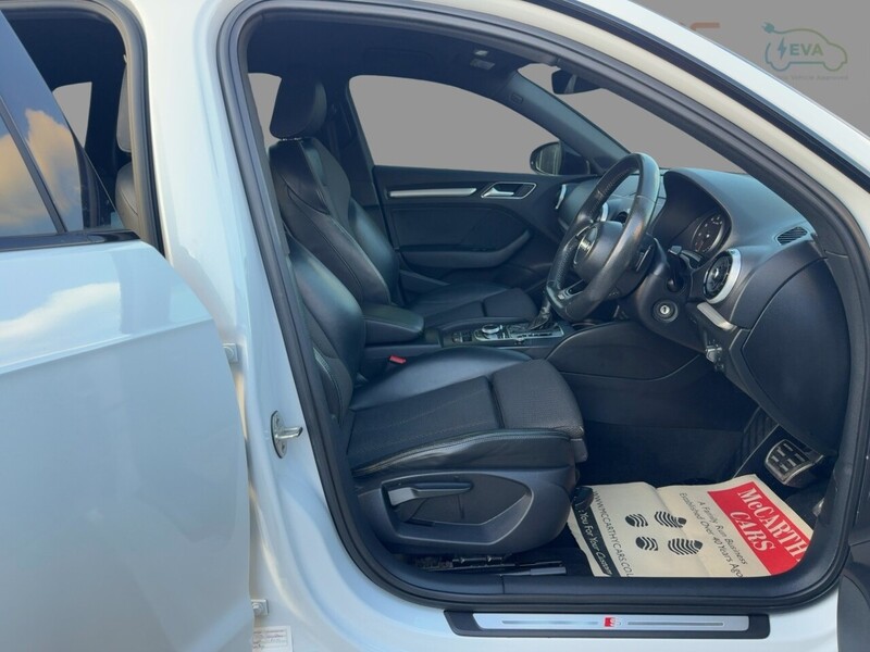 Audi 1.5 TFSI COD BLACK EDITION SPORTBACK 5DR PETROL S TRONIC AUTO SAT NAV BLUETOOTH CD PLAYER PARKING AIDS ONLY 67000 MILES FSH 6 SERVICES NO ULEZ CHARGE 72-74 Mitcham Road