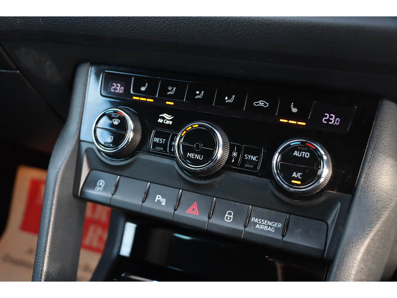 Skoda 1.5 TSI ACT EDITION SUV 5DR PETROL DSG AUTO 7 SEATER HEATED SEATS SATNAV BLUETOOTH DAB STEREO PARKING AIDS 2 OWNERS ONLY 60000 MILES SH NO ULEZ CHARGE 72-74 Mitcham Road