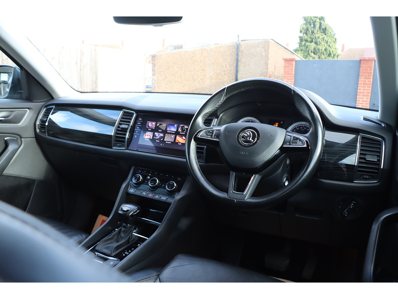 Skoda 1.5 TSI ACT EDITION SUV 5DR PETROL DSG AUTO 7 SEATER HEATED SEATS SATNAV BLUETOOTH DAB STEREO PARKING AIDS 2 OWNERS ONLY 60000 MILES SH NO ULEZ CHARGE 72-74 Mitcham Road