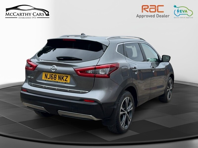 Nissan 1.3 DIG-T N-CONNECTA SUV 5DR PETROL MANUAL SATNAV BLUETOOTH DAB RADIO APPLE CARPLAY REAR CAMERA PARKING AIDS 41000 MILES FSH 6 SERVICES NO ULEZ CHARGE 72-74 Mitcham Road