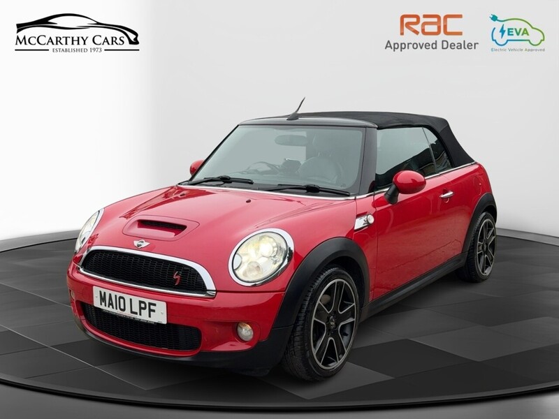 MINI 1.6 S CONVERTIBLE 6 SPEED PETROL MANUAL CHILI PACK FULL LEATHER HEATED SEATS BLUETOOTH CD PLAYER PARKING AIDS ONLY 65000 MILES SH NO ULEZ CHARGE 72-74 Mitcham Road