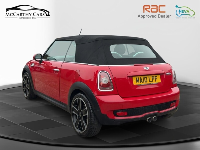 MINI 1.6 S CONVERTIBLE 6 SPEED PETROL MANUAL CHILI PACK FULL LEATHER HEATED SEATS BLUETOOTH CD PLAYER PARKING AIDS ONLY 65000 MILES SH NO ULEZ CHARGE 72-74 Mitcham Road