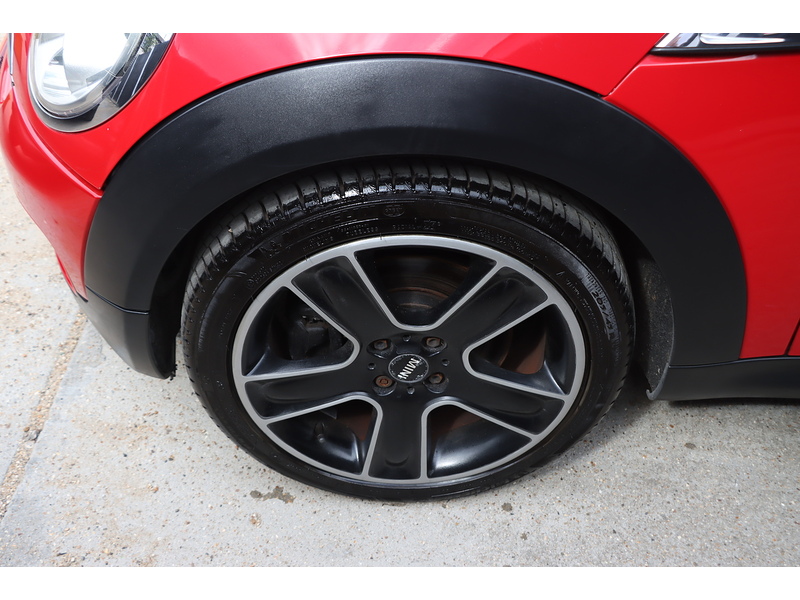 MINI 1.6 S CONVERTIBLE 6 SPEED PETROL MANUAL CHILI PACK FULL LEATHER HEATED SEATS BLUETOOTH CD PLAYER PARKING AIDS ONLY 65000 MILES SH NO ULEZ CHARGE 72-74 Mitcham Road