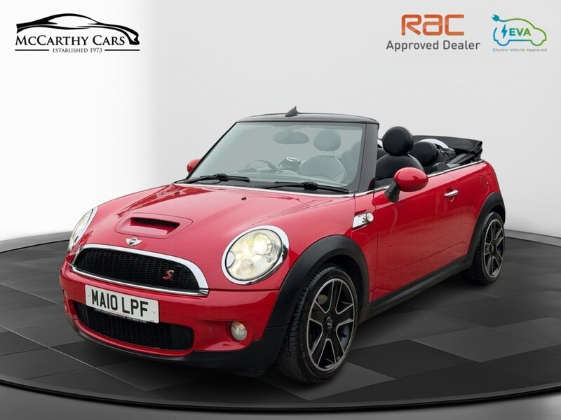 MINI 1.6 S CONVERTIBLE 6 SPEED PETROL MANUAL CHILI PACK FULL LEATHER HEATED SEATS BLUETOOTH CD PLAYER PARKING AIDS ONLY 65000 MILES SH NO ULEZ CHARGE 72-74 Mitcham Road