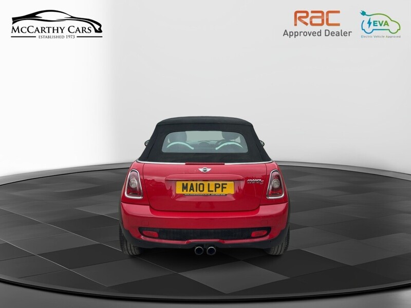 MINI 1.6 S CONVERTIBLE 6 SPEED PETROL MANUAL CHILI PACK FULL LEATHER HEATED SEATS BLUETOOTH CD PLAYER PARKING AIDS ONLY 65000 MILES SH NO ULEZ CHARGE 72-74 Mitcham Road