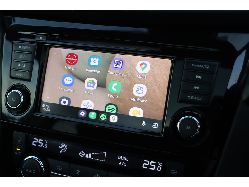 Nissan 1.3 DIG-T TEKNA SUV 5DR PETROL MANUAL PAN ROOF HEATED SEATS SAT NAV BLUETOOTH APPLE CARPLAY REAR & 360 CAMERA PARKING AIDS 57000 MILES FSH 6 SERVICES 72-74 Mitcham Road