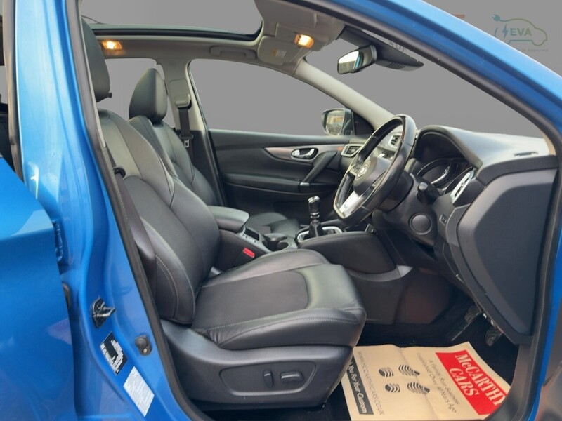 Nissan 1.3 DIG-T TEKNA SUV 5DR PETROL MANUAL PAN ROOF HEATED SEATS SAT NAV BLUETOOTH APPLE CARPLAY REAR & 360 CAMERA PARKING AIDS 57000 MILES FSH 6 SERVICES 72-74 Mitcham Road