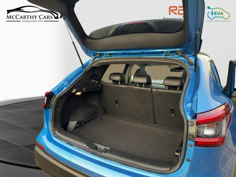 Nissan 1.3 DIG-T TEKNA SUV 5DR PETROL MANUAL PAN ROOF HEATED SEATS SAT NAV BLUETOOTH APPLE CARPLAY REAR & 360 CAMERA PARKING AIDS 57000 MILES FSH 6 SERVICES 72-74 Mitcham Road