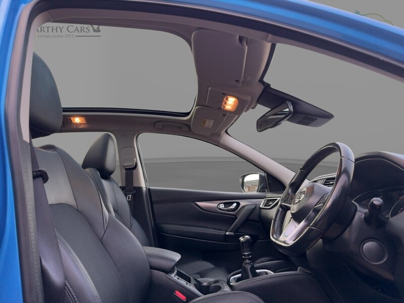 Nissan 1.3 DIG-T TEKNA SUV 5DR PETROL MANUAL PAN ROOF HEATED SEATS SAT NAV BLUETOOTH APPLE CARPLAY REAR & 360 CAMERA PARKING AIDS 57000 MILES FSH 6 SERVICES 72-74 Mitcham Road