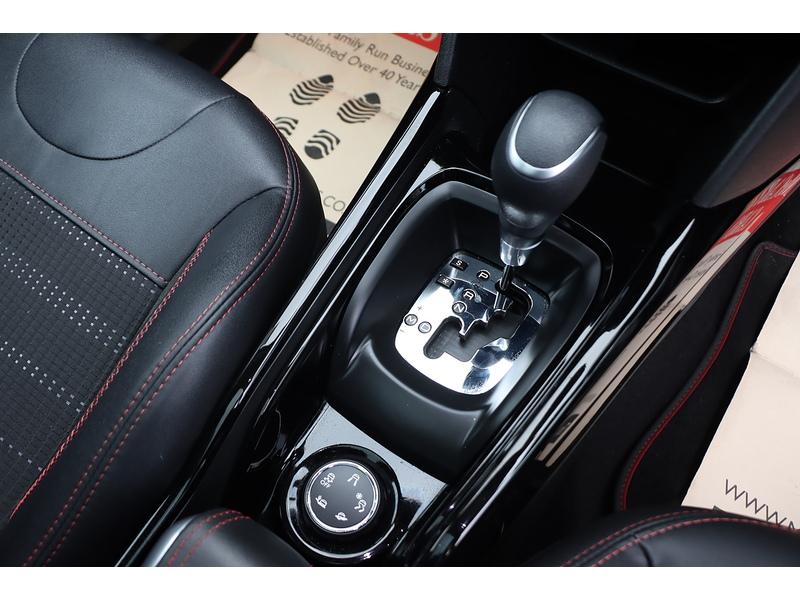 Peugeot 1.2 PURETECH GT LINE SUV 5DR PETROL EAT AUTO PAN ROOF SAT NAV BLUETOOTH DAB STEREO APPLE CARPLAY REAR CAM PARKING AIDS ONLY 36000 MILES FSH 6 SERVICES 72-74 Mitcham Road