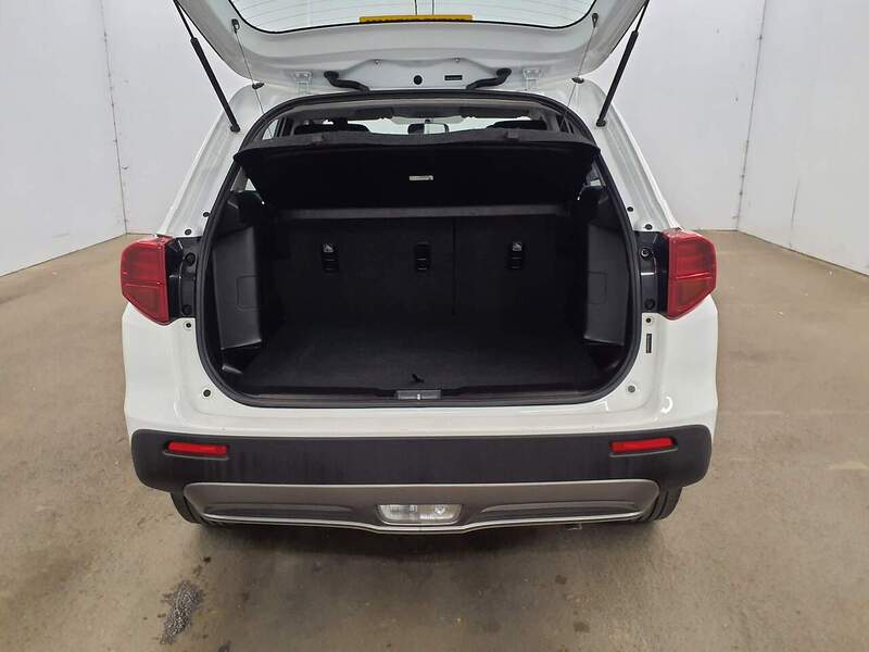 Suzuki 1.0 Boosterjet SZ4 SUV 5dr Petrol Manual Euro 6 (s/s) (111 ps) 72-74 Mitcham Road