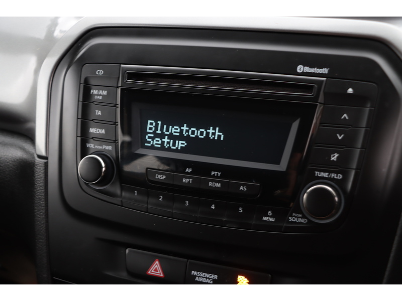 Suzuki 1.0 BOOSTERJET SZ4 SUV 5DR PETROL MANUAL BLUETOOTH CD PLAYER STEREO USB INPUT JUST 2 OWNERS SAME OWNER FOR 4 YEARS ONLY 53000 MILES SH NO ULEZ CHARGE 72-74 Mitcham Road