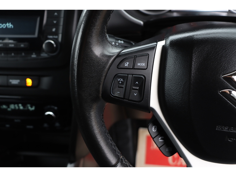 Suzuki 1.0 BOOSTERJET SZ4 SUV 5DR PETROL MANUAL BLUETOOTH CD PLAYER STEREO USB INPUT JUST 2 OWNERS SAME OWNER FOR 4 YEARS ONLY 53000 MILES SH NO ULEZ CHARGE 72-74 Mitcham Road