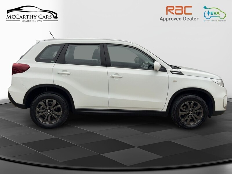 Suzuki 1.0 BOOSTERJET SZ4 SUV 5DR PETROL MANUAL BLUETOOTH CD PLAYER STEREO USB INPUT JUST 2 OWNERS SAME OWNER FOR 4 YEARS ONLY 53000 MILES SH NO ULEZ CHARGE 72-74 Mitcham Road