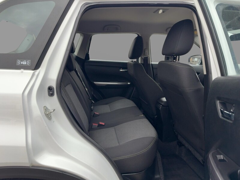 Suzuki 1.0 BOOSTERJET SZ4 SUV 5DR PETROL MANUAL BLUETOOTH CD PLAYER STEREO USB INPUT JUST 2 OWNERS SAME OWNER FOR 4 YEARS ONLY 53000 MILES SH NO ULEZ CHARGE 72-74 Mitcham Road