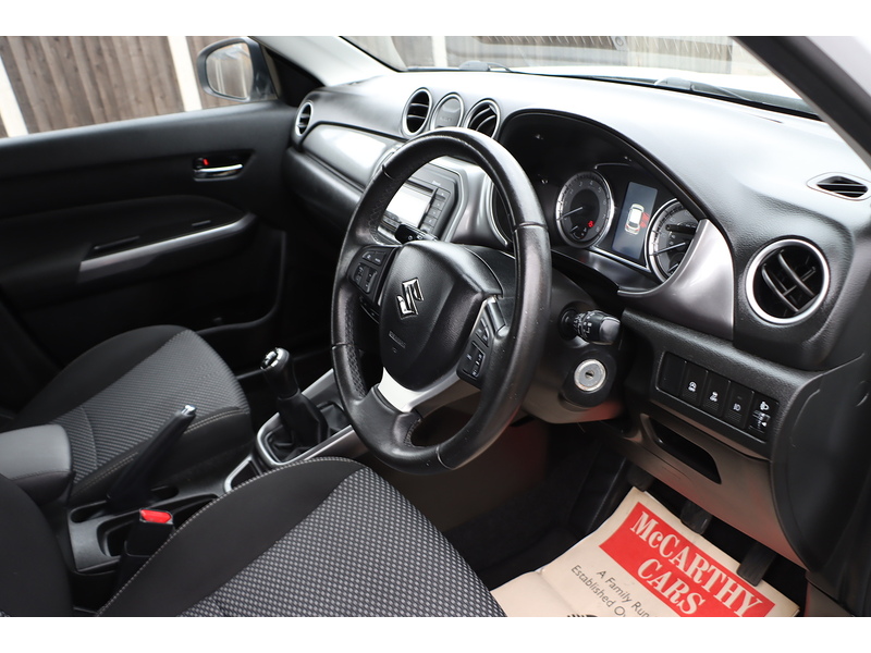 Suzuki 1.0 BOOSTERJET SZ4 SUV 5DR PETROL MANUAL BLUETOOTH CD PLAYER STEREO USB INPUT JUST 2 OWNERS SAME OWNER FOR 4 YEARS ONLY 53000 MILES SH NO ULEZ CHARGE 72-74 Mitcham Road