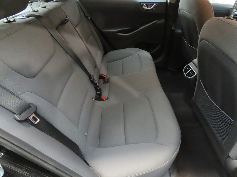 Hyundai 38.3kWh Premium Hatchback 5dr Electric Auto (136 ps) 72-74 Mitcham Road