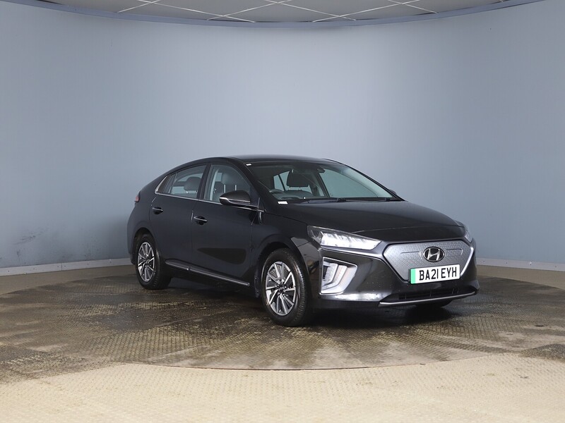 Hyundai 38.3kWh Premium Hatchback 5dr Electric Auto (136 ps) 72-74 Mitcham Road