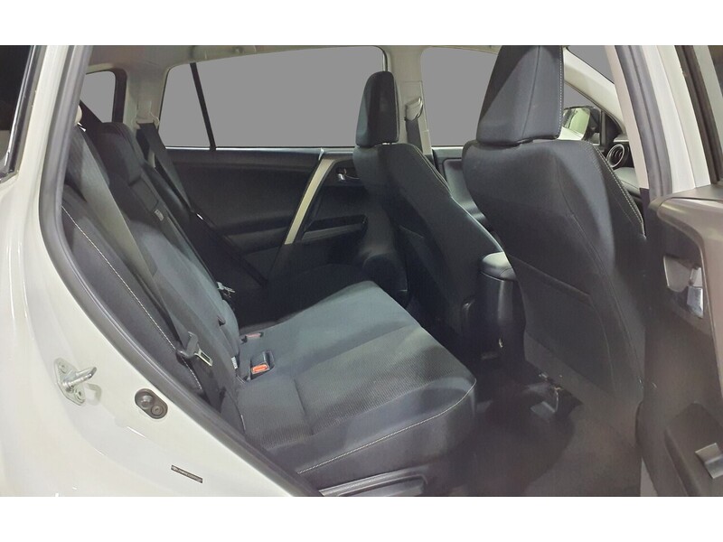 Toyota 2.5 VVT-h Business Edition Plus SUV 5dr Petrol Hybrid CVT Euro 6 (s/s) (197 ps) 72-74 Mitcham Road