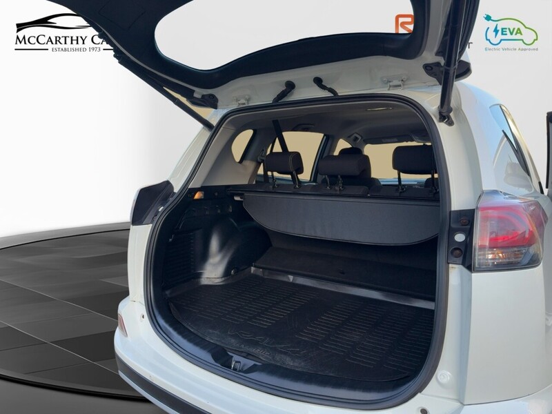 Toyota 2.5 VVT-H BUSINESS EDITION PLUS SUV 5DR PETROL HYBRID CVT AUTO SATNAV BLUETOOTH STEREO REAR CAMERA PARKING AIDS 74000 MILES FSH 10 SERVICES £35 TO TAX 72-74 Mitcham Road