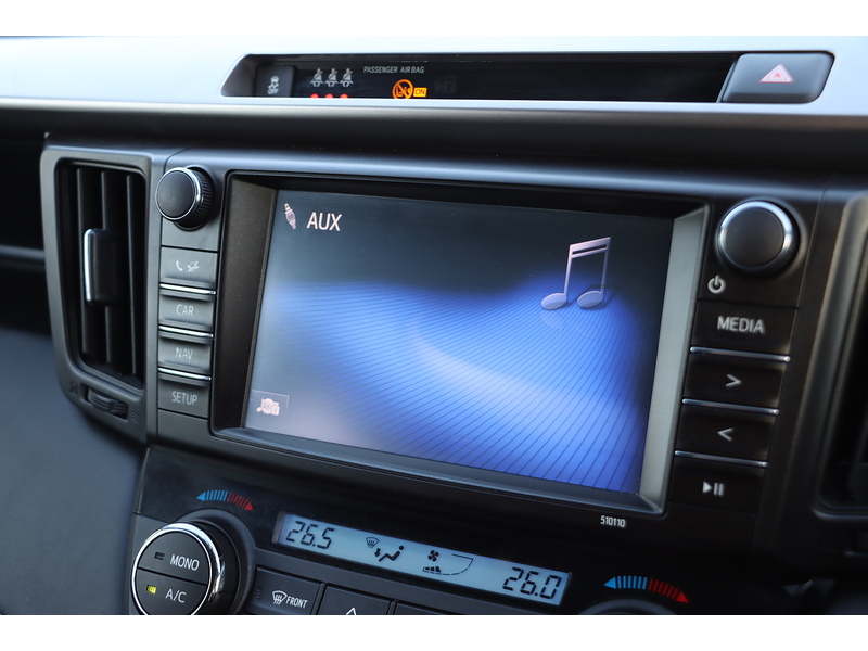 Toyota 2.5 VVT-H BUSINESS EDITION PLUS SUV 5DR PETROL HYBRID CVT AUTO SATNAV BLUETOOTH STEREO REAR CAMERA PARKING AIDS 74000 MILES FSH 10 SERVICES £35 TO TAX 72-74 Mitcham Road