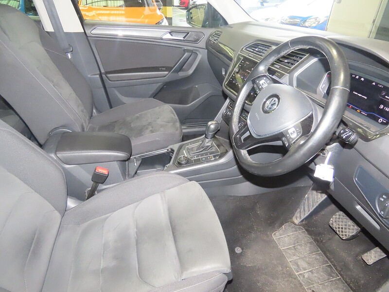 Volkswagen 2.0 TSI SEL SUV 5dr Petrol DSG 4Motion Euro 6 (s/s) (190 ps) 72-74 Mitcham Road