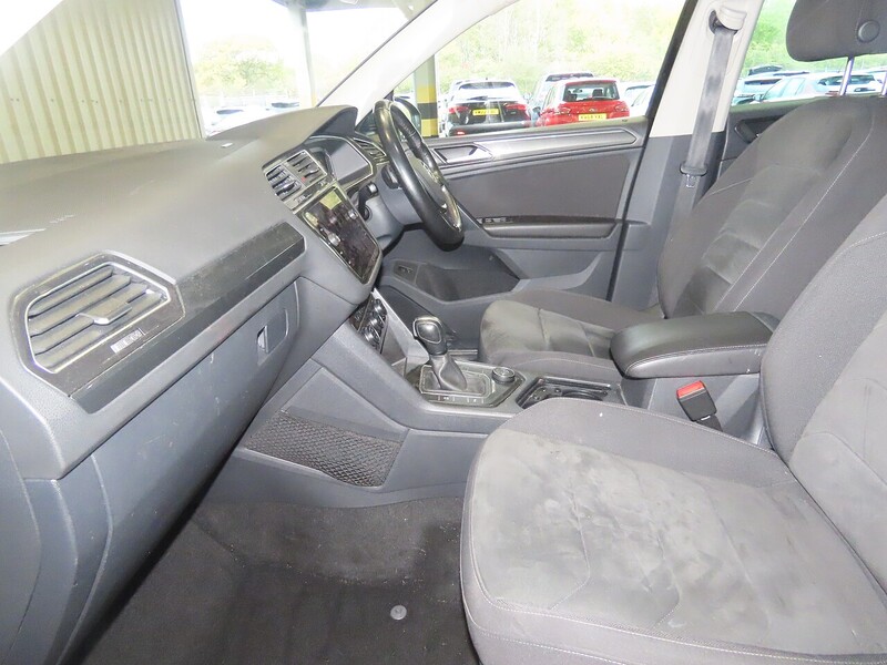 Volkswagen 2.0 TSI SEL SUV 5dr Petrol DSG 4Motion Euro 6 (s/s) (190 ps) 72-74 Mitcham Road